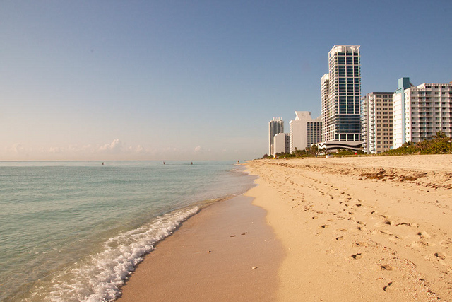 Hochhäuser dominieren die Skyline von Miami Beach